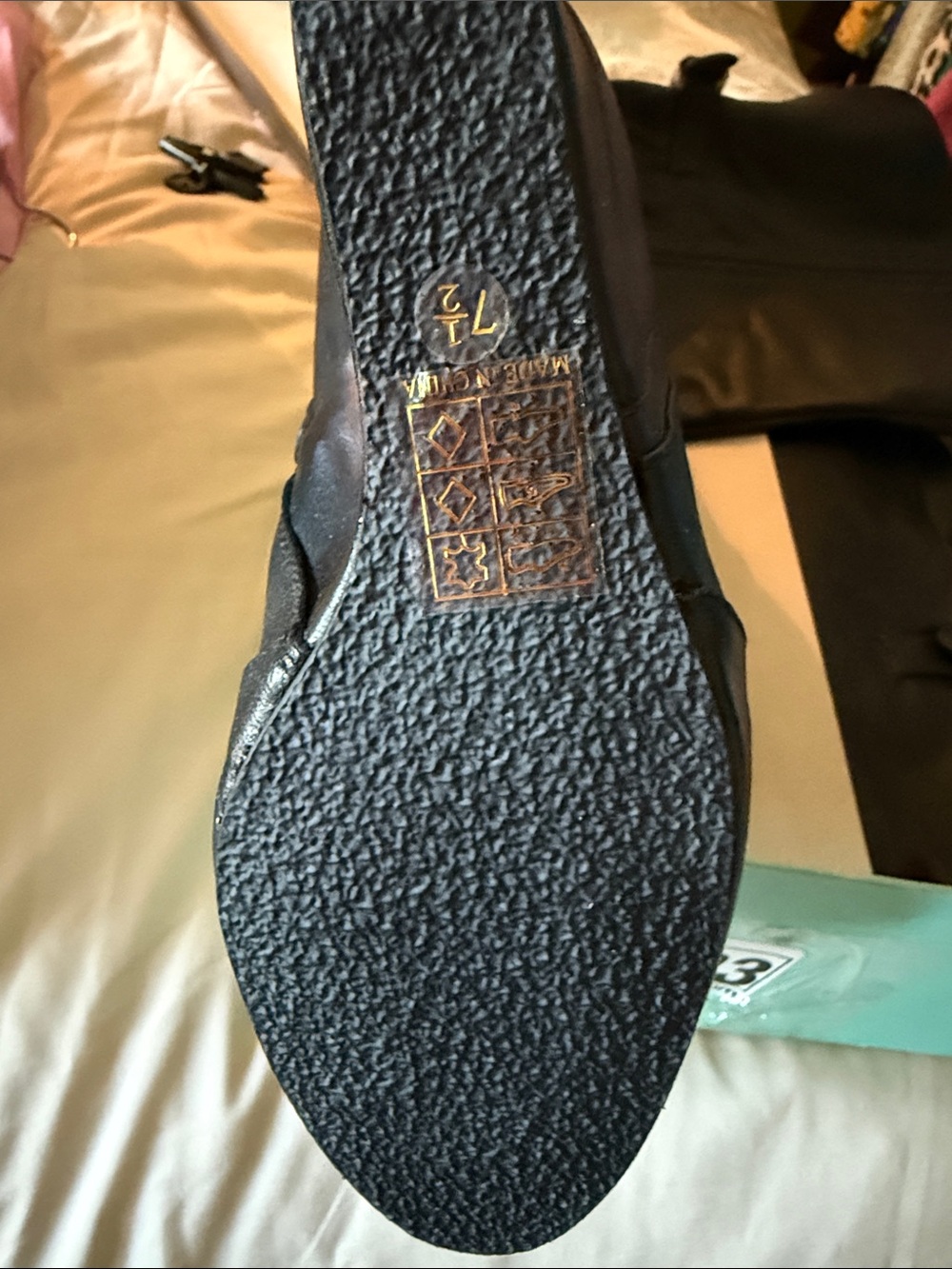 N.Y.L.A Rider boots - Picture 3 of 4